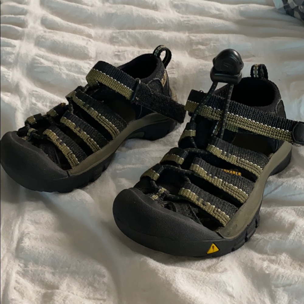 Keen toddler water/hiking sandals.